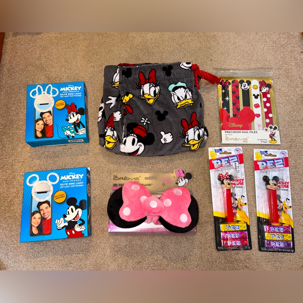 Mickey and Friends Beauty Bundle